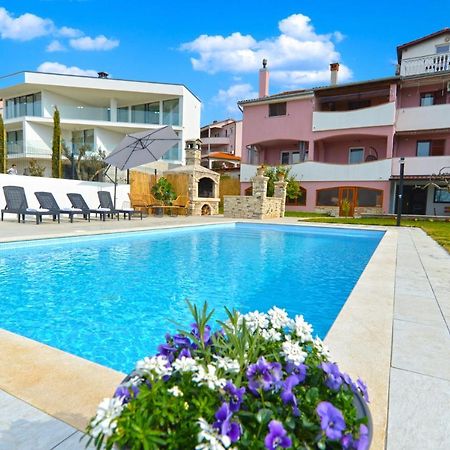 Apartments Violete 742 Πούλα Εξωτερικό φωτογραφία