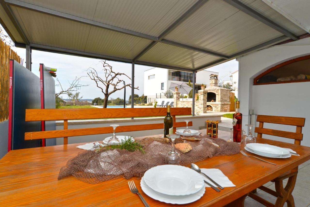 Apartments Violete 742 Πούλα Εξωτερικό φωτογραφία