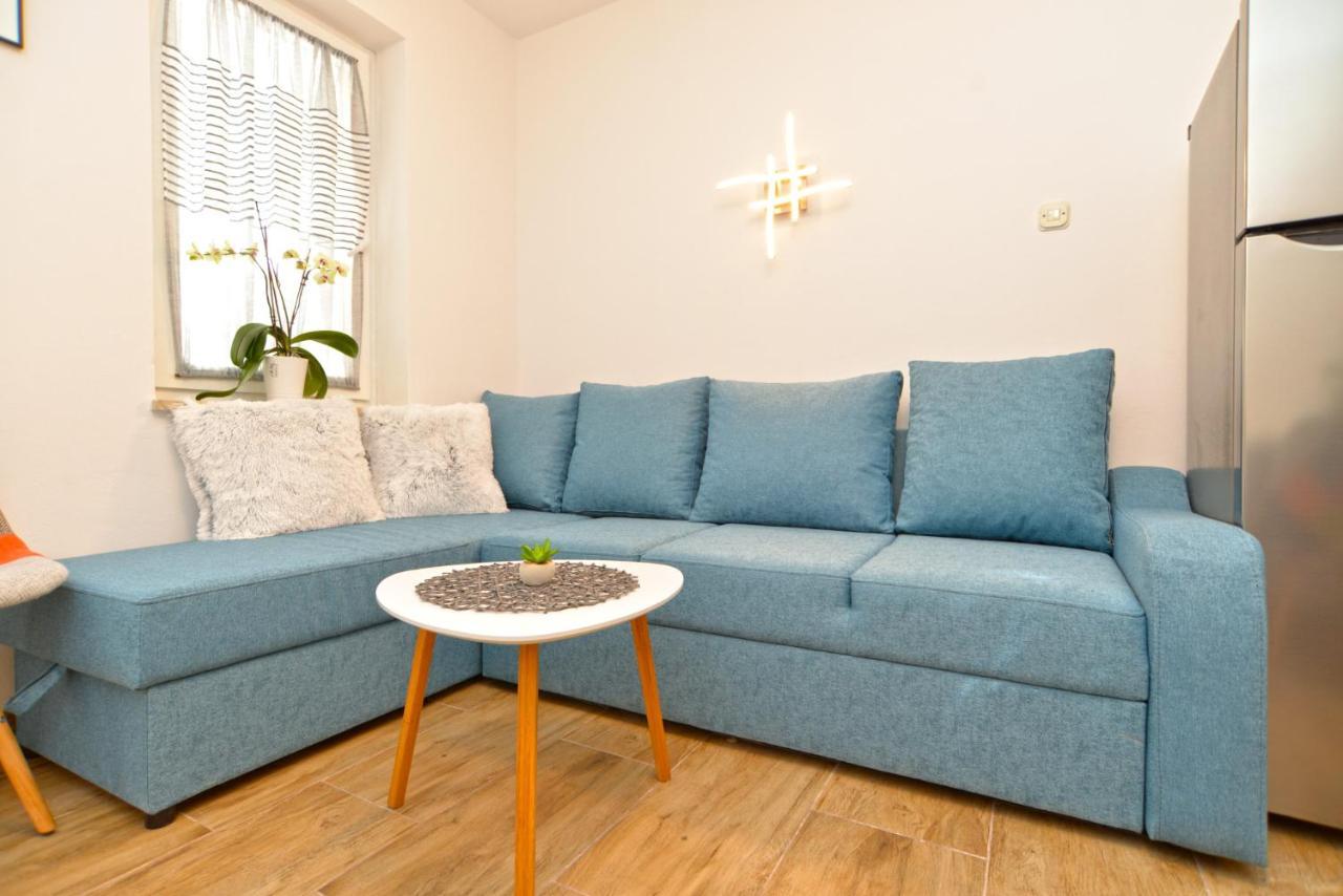 Apartments Violete 742 Πούλα Εξωτερικό φωτογραφία