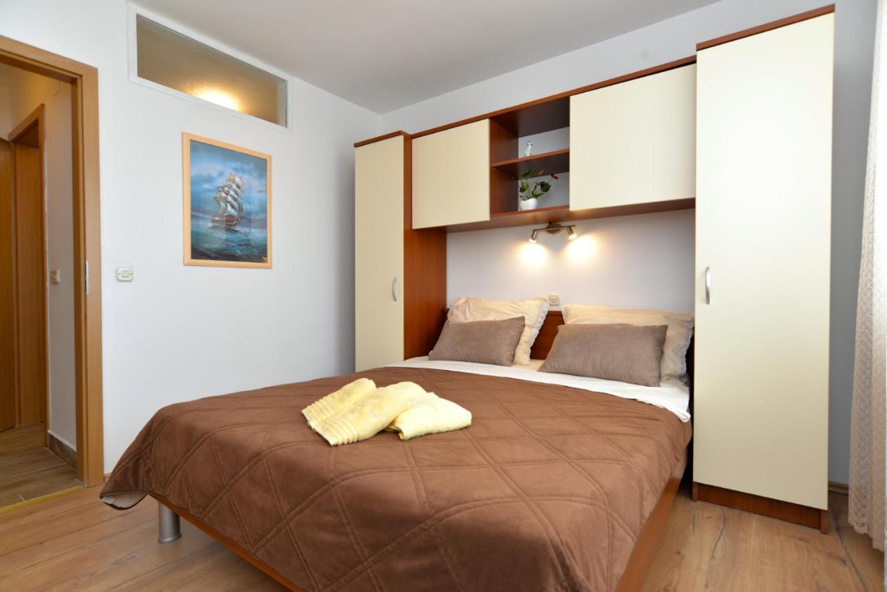 Apartments Violete 742 Πούλα Εξωτερικό φωτογραφία