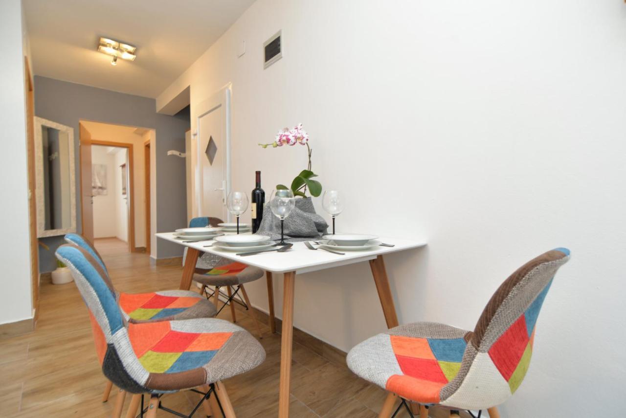 Apartments Violete 742 Πούλα Εξωτερικό φωτογραφία
