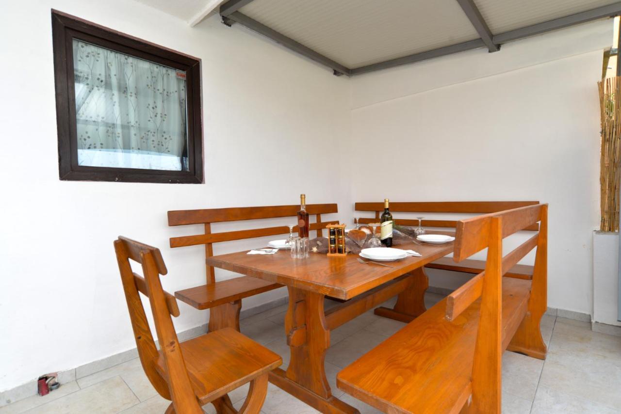 Apartments Violete 742 Πούλα Εξωτερικό φωτογραφία