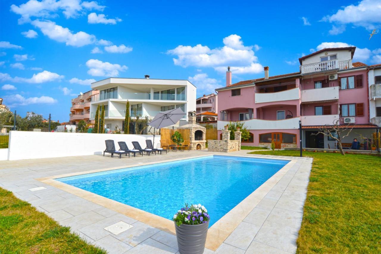 Apartments Violete 742 Πούλα Εξωτερικό φωτογραφία